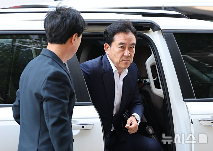 [과천=뉴시스] 김금보 기자 = 경찰의 '통일교 원정도박 수사 무마' 의혹을 들여다보는 2차 종합특별검사팀이 윤희근 전 경찰청장을 재차 소환한다. 사진은 윤 전 청장. (사진=뉴시스DB) 2026.07.20. kgb@newsis.com