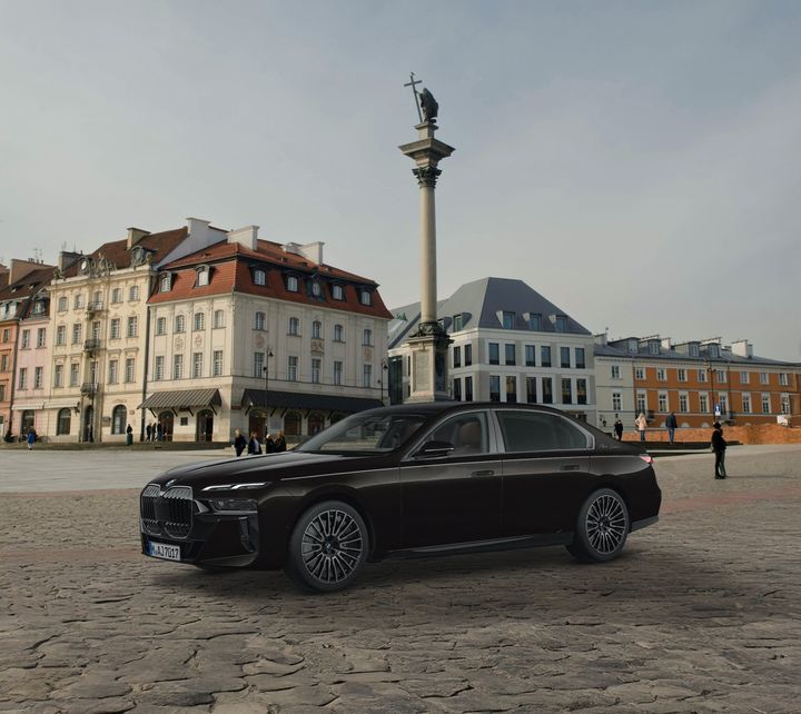 [서울=뉴시스] BMW 7시리즈 네로 루쏘 에디션. (사진=BMW그룹코리아 제공) 2026.6.24. photo@newsis.com *재판매 및 DB 금지