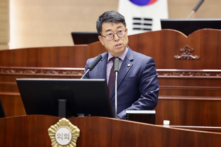 [천안=뉴시스] 이종담 천안시의원. (사진=천안시의회 제공) 2026.06.24 photo@newsis.com *재판매 및 DB 금지