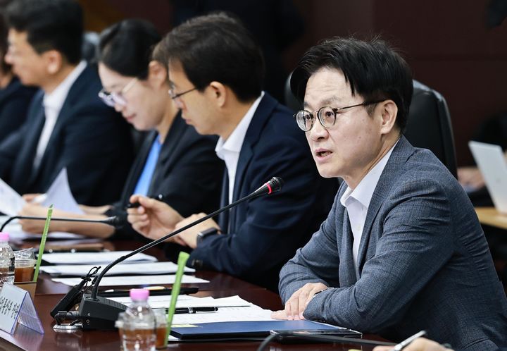 [서울=뉴시스] 김정관 산업통상부 장관이 24일 서울 종로구 한국무역보험공사에서 열린 '제2차 민관합동 수출확대회의'에서 발언하고 있다. (사진=산업통상부 제공) 2026.06.24. photo@newsis.com *재판매 및 DB 금지