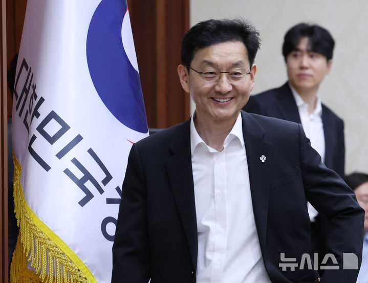 [서울=뉴시스] 조수정 기자 = 윤창렬 전 국무조정실장. 2026.06.24. chocrystal@newsis.com
