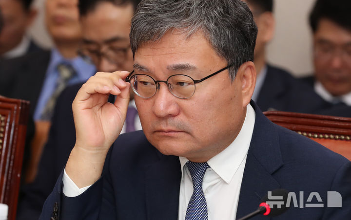 [서울=뉴시스] '이스타항공 채용 비리' 사건으로 법정에 선 창업주 이상직(63·사진) 전 국회의원과 김유상(59) 전 대표에게 대법원이 25일 무죄를 확정했다. (사진=뉴시스DB). 2026.06.25. photo@newsis.com