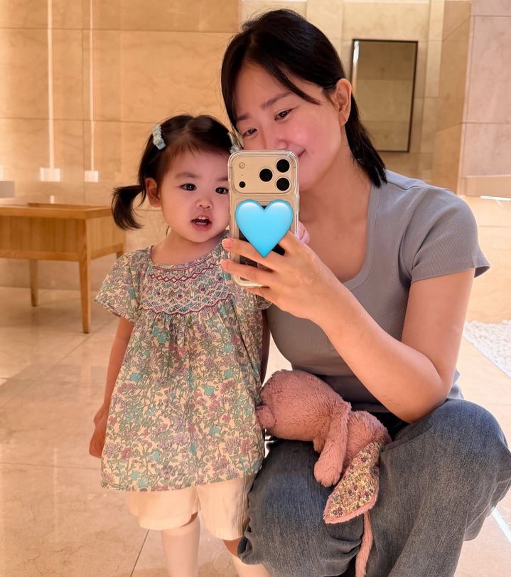 [서울=뉴시스]김다예와 딸 재이양(사진출처:김다예 SNS)2026.06.25 *재판매 및 DB 금지