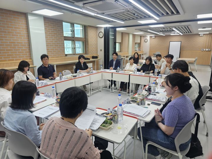  *재판매 및 DB 금지
