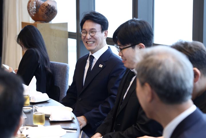 [다롄=뉴시스](사진=총리실 제공) photo@newsis.com *재판매 및 DB 금지