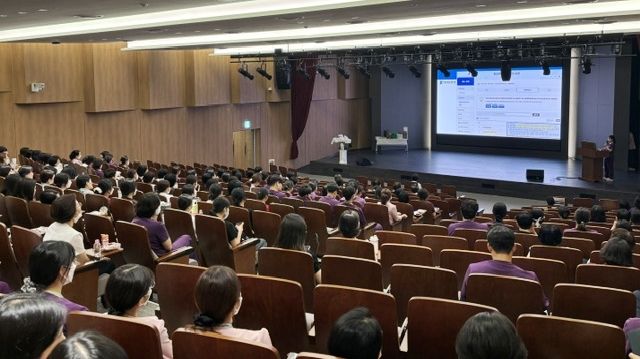 [천안=뉴시스] 순천향대천안병원이 24일 진료지원 간호 심포지엄을 개최했다. (사진=순천향대천안병원 제공) 2026.06.25 photo@newsis.com *재판매 및 DB 금지