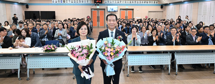 [거창=뉴시스] 제44대 구인모 경남 거창군수 퇴임식. (사진=거창군 제공) 2026.06.25. photo@newsis.com *재판매 및 DB 금지