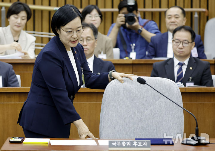 [서울=뉴시스] 정병혁 기자 = 한성숙 국무총리 후보자가 25일 서울 여의도 국회에서 열린 인사청문회에 출석하고 있다. 2026.06.25. jhope@newsis.com