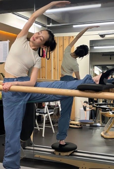 [서울=뉴시스] 배우 김민하가 필라테스로 가꾼 건강미를 뽐냈다. (사진=김민하 인스타그램 캡처) *재판매 및 DB 금지