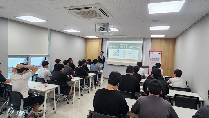  *재판매 및 DB 금지