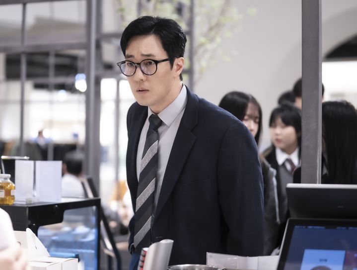 [주말의 OTT]스승과 제자, 뒤틀린 집착