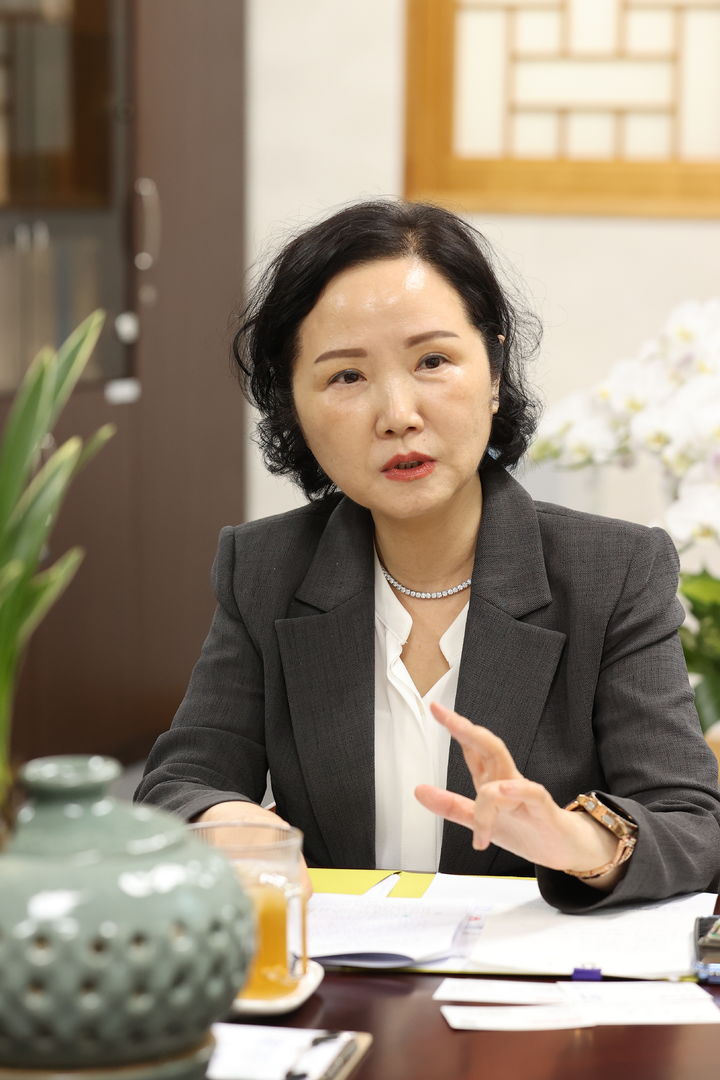 [서울=뉴시스] 지난 25일 서울 종로구 국립고궁박물관에서 인터뷰하는 배민성 국립고궁박물관장 (사진=국립고궁박물관 제공) 2026.06.29. photo@newsis.cok *재판매 및 DB 금지