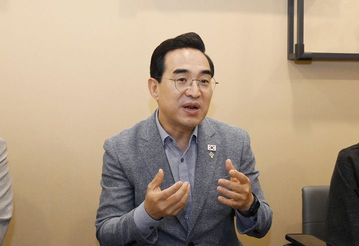 [서울=뉴시스] 박홍근 기획예산처 장관이 26일 오후 서울 중구 아리연에서 열린 통합재정사업 평가단 간담회에서 발언하고 있다. (사진=기획예산처 제공) 2026.06.26. photo@newsis.com *재판매 및 DB 금지
