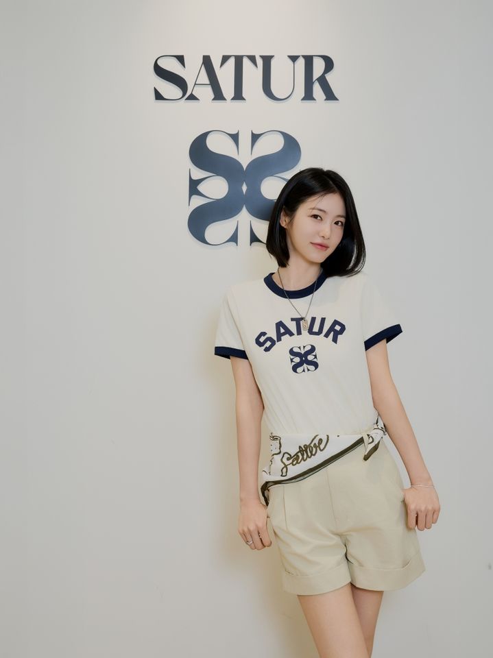 세터하우스 서울숲 매장 찾은 배우 신예은 - 뉴스 썸네일 이미지
