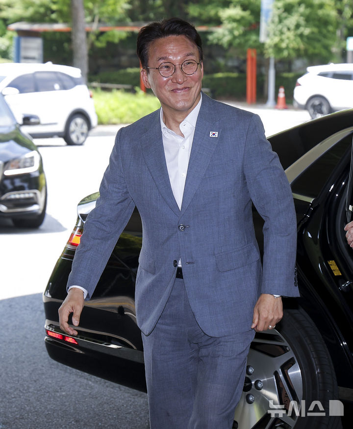 [경기광주=뉴시스] 정병혁 기자 = 김민석 국무총리가 28일 경기 광주시 곤지암리조트에서 열린 더불어민주당 6.3 지방선거 청년 당선자 워크숍에 참석하고 있다. 2026.06.28. jhope@newsis.com