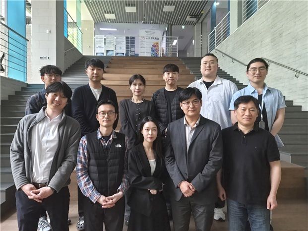  *재판매 및 DB 금지