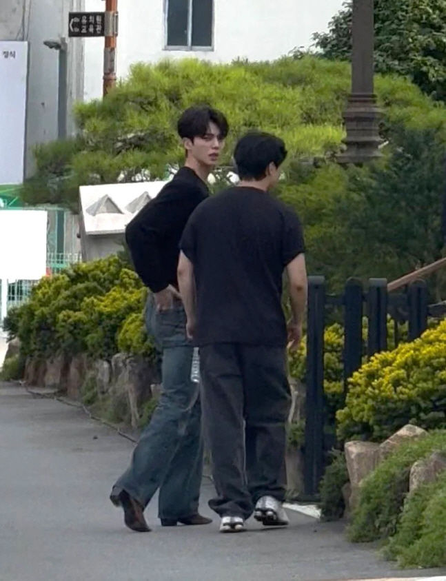 [서울=뉴시스]배우 송강(사진=온라인 캡처) 2026.06.30. photo@newsis.com *재판매 및 DB 금지
