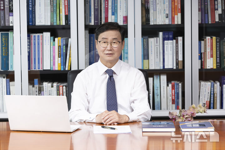 [세종=뉴시스]정창진 한전원자력연료 사장의 모습.(사진=한전원자력연료 제공)