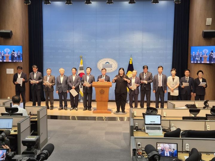  *재판매 및 DB 금지