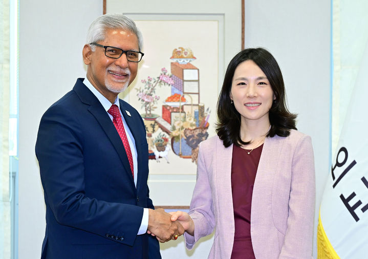 [서울=뉴시스] 외교부 2차관, 국제적십자사·적신월사연맹(IFRC) 사무총장 면담. (사진=외교부 제공) 2026.06.30 *재판매 및 DB 금지