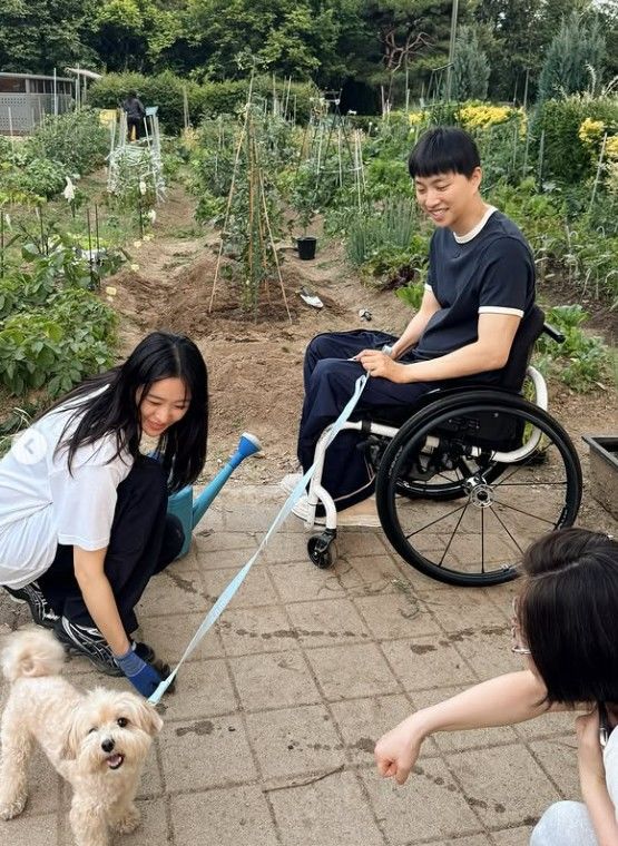 [서울=뉴시스] 송지은과 박위 (사진= 송지은 SNS 캡쳐) 2026.07.01. photo@newsis.com *재판매 및 DB 금지