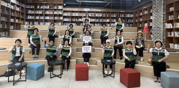 [진주=뉴시스]진주시 여성민방위기동대, 경남 민방위 대회 우수.(사진=진주시 제공).2026.07.01.photo@newsis.com *재판매 및 DB 금지