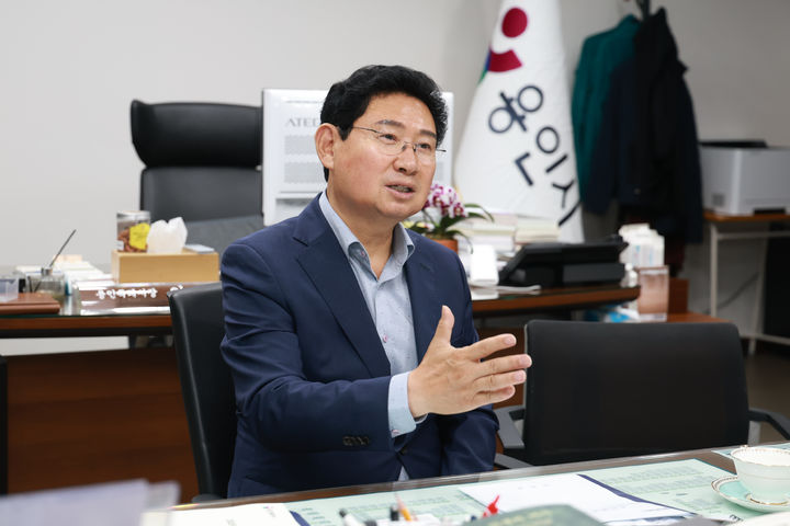 [용인=뉴시스] 이상일 용인시장(사진=뉴시스 DB)photo@newsis.com *재판매 및 DB 금지