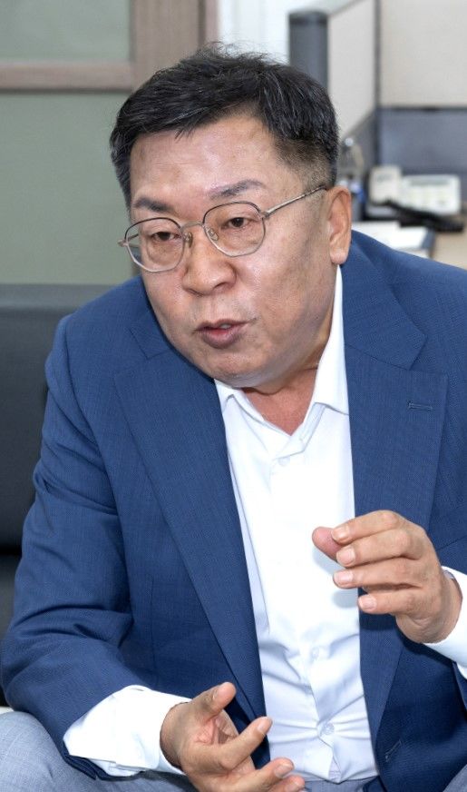 기자간담회하는 이상천 제천시장 *재판매 및 DB 금지