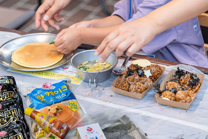 오뚜기와 스노우피크코리아가 진행한 '해피냠냠 쿠킹클래스' 현장. (사진=오뚜기 제공) *재판매 및 DB 금지