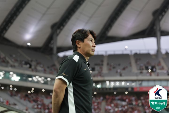 [서울=뉴시스] 프로축구 K리그1 FC서울의 김기동 감독. (사진=한국프로축구연맹 제공) *재판매 및 DB 금지