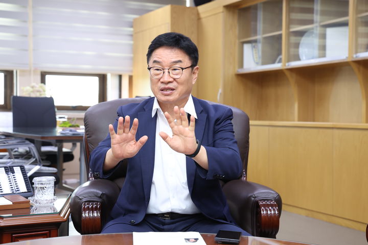 [창원=뉴시스]권순기 경남교육감.(사진=경남교육청 제공) 2026.07.07.photo@newsis.com *재판매 및 DB 금지