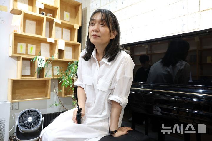 한강 작가 "감사하고 기적같다" 문 닫는 '책방오늘'