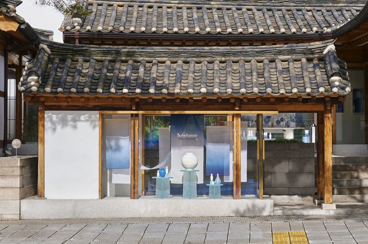 [서울=뉴시스] 설화수 'Crafted for Summer, 여름의 미학' 전시 전경 (사진=아모레퍼시픽 제공) 2026.07.08. photo@newsis.com *재판매 및 DB 금지