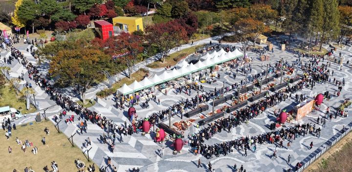 [여주=뉴시스] 군고구마 기네스 드론 촬영(사진=뉴시스 DB)photo@newsis.com  *재판매 및 DB 금지
