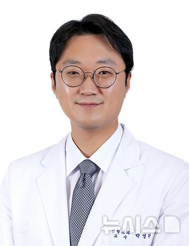 [서울=뉴시스] 박영환 고려대학교 구로병원 정형외과 교수. (사진= 고려대학교 구로병원 제공)&nbsp; 
