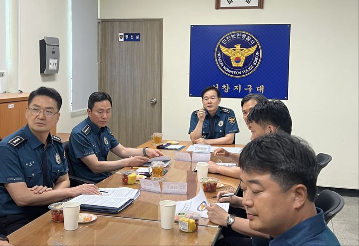 논현경찰서 서창지구대를 찾은 한창훈 인천경찰청장. (사진=인천경찰청 제공) 2026.07.09. photo@newsis.com *재판매 및 DB 금지