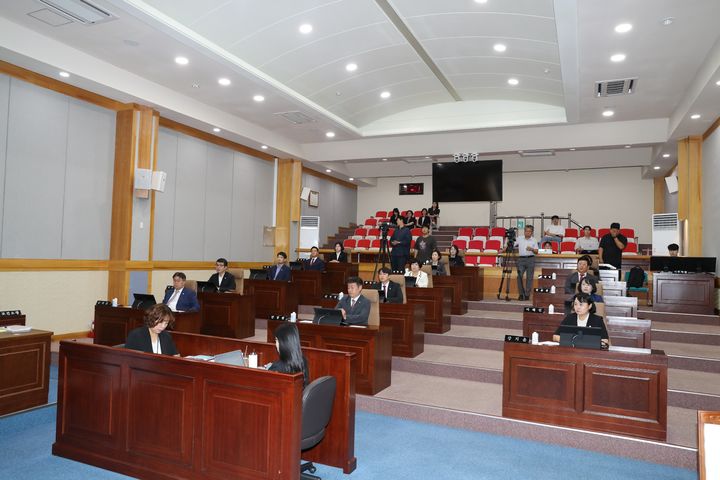 [울산=뉴시스] 지난 6일 울산 남구의회 본회의장에서 전반기 의장단 선출을 위한 제278회 임시회 제1차 본회의가 진행됐다. (사진=울산 남구의회 제공) 2026.07.09. photo@newsis.com *재판매 및 DB 금지