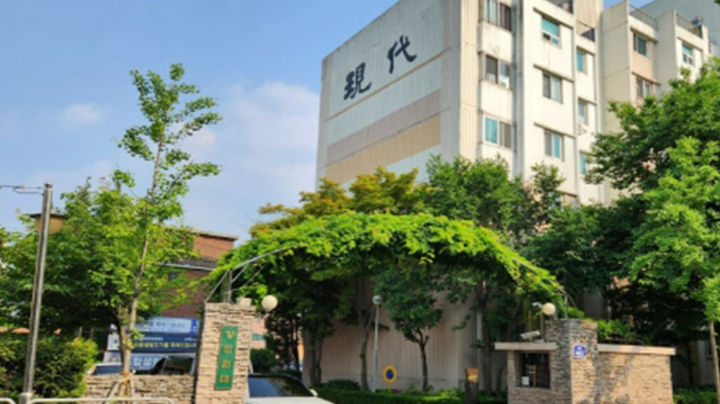 [서울=뉴시스]풍납 강변 현대아파트 전경. (사진=신동아건설 제공 ) 2026. 7. 10. *재판매 및 DB 금지