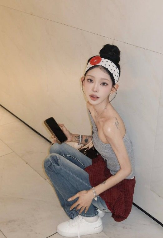 최준희의 독특한 패션 눈길 끌어