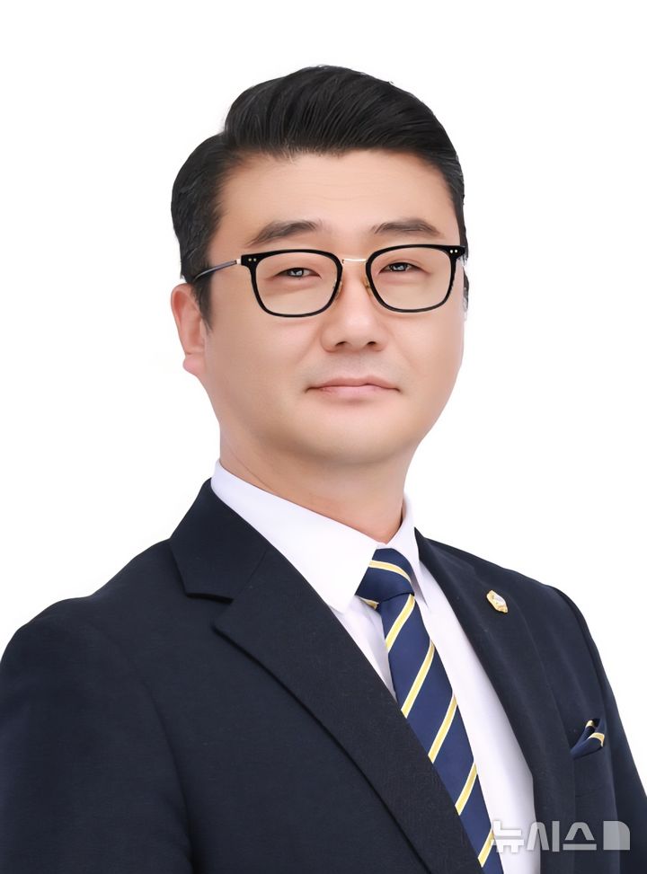 [전주=뉴시스]윤난슬 기자 = 김성규 제13대 전주시의회 전반기 더불어민주당 원내대표. (사진=전주시의회 제공) photo@newsis.com 