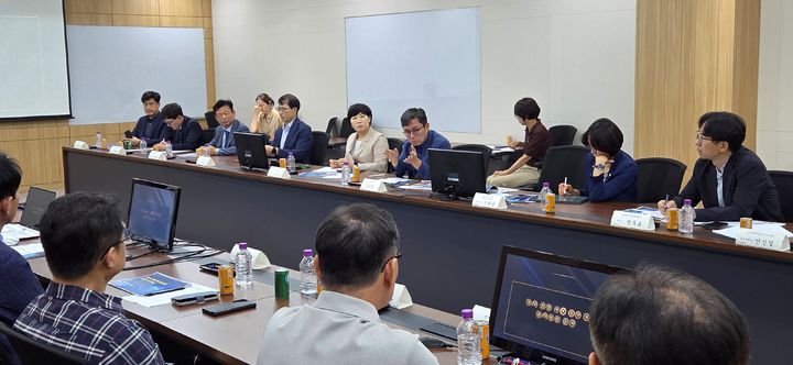  *재판매 및 DB 금지