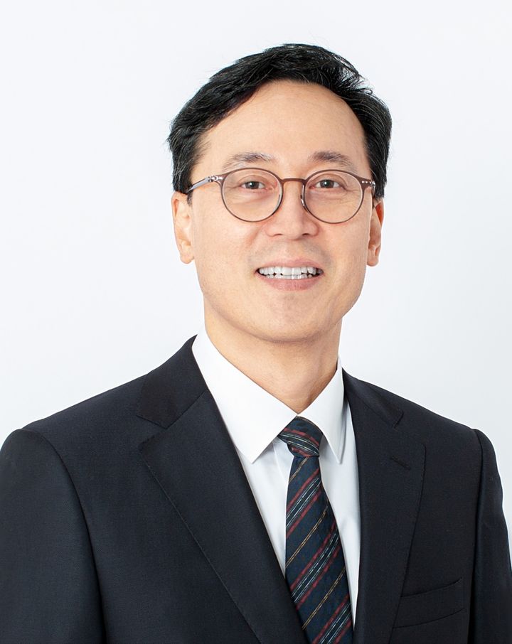 구영완 충북대 경제학과 교수 *재판매 및 DB 금지