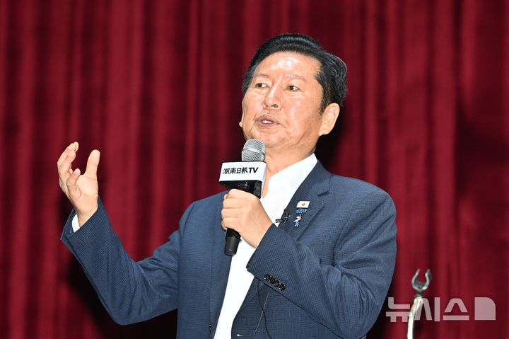 호남 방문 강연하는 정청래 전 민주당 당대표