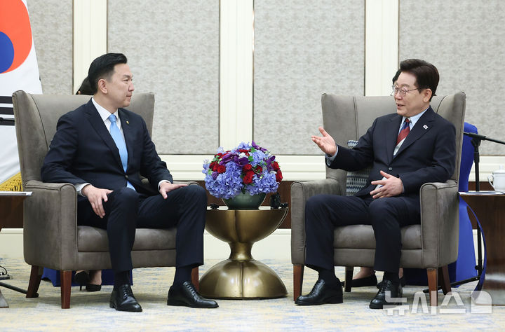 이재명 대통령, 몽골 총리 접견
