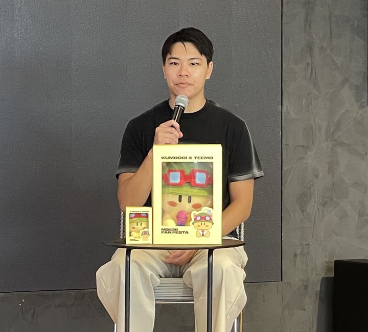 [서울=뉴시스] 이주영 기자 = 지난 10일 라이엇게임즈는 서울 강남구 삼성동 사무실에서 올해 롤의 성과를 돌아보고 앞으로의 방향성을 예고했다. 사진은 매튜 릉-해리슨 롤 선임 게임플레이 디자이너. 2026.07.10. zoo@newsis.com *재판매 및 DB 금지