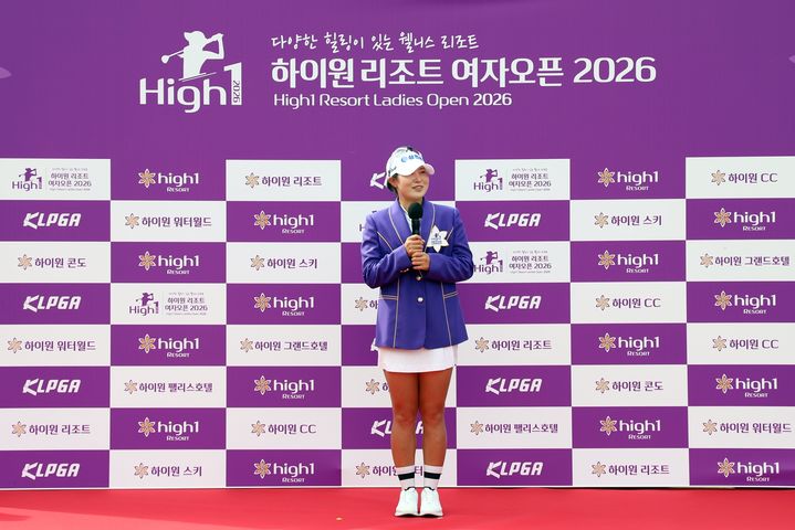 정선 하이원 컨트리클럽에서 9일~12일까지 열린 '하이원리조트 여자오픈 2026'에서 고지우 선수가 와이어투와이어 우승을 차지한 뒤 인터뷰에 응하고 있다.(사진=강원랜드 제공) *재판매 및 DB 금지