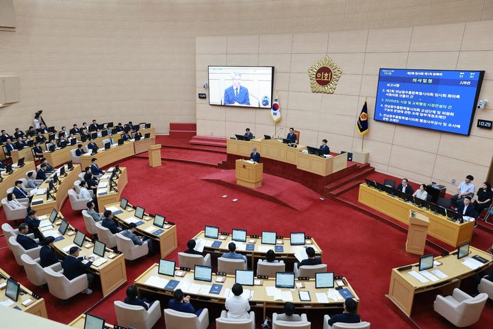 [전남광주=뉴시스] 전남광주통합특별시의회 전남청사 본회의장. (사진=뉴시스 DB) photo@newsis.om *재판매 및 DB 금지