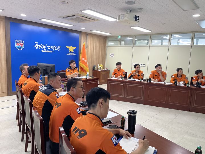 [대구=뉴시스] 대구강서소방서는 화재 발생 초기 신속한 상황판단과 현장 지휘 역량 강화를 위해 오는 15일까지 초동지휘관 지휘역량 고도화 교육을 실시한. (사진=대구 강서소방서 제공) 2026.07.13. photo@newsis.com *재판매 및 DB 금지