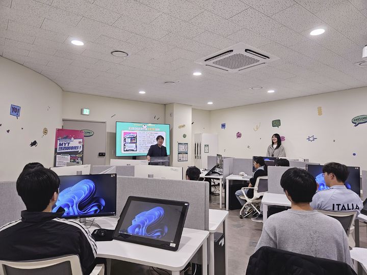 [양산=뉴시스] 청소년 디지털 미디어 방송국 프로그램 MYT 크리에이터!가 운영되고 있다. (사진=양산시 제공) 2026.07.14. photo@newsis.com *재판매 및 DB 금지