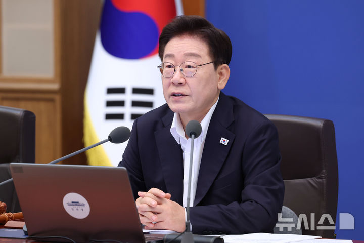 [서울=뉴시스] 조성봉 기자 = 이재명 대통령이 14일 청와대에서 열린 국무회의에서 발언하고 있다. 2026.07.14. suncho21@newsis.com